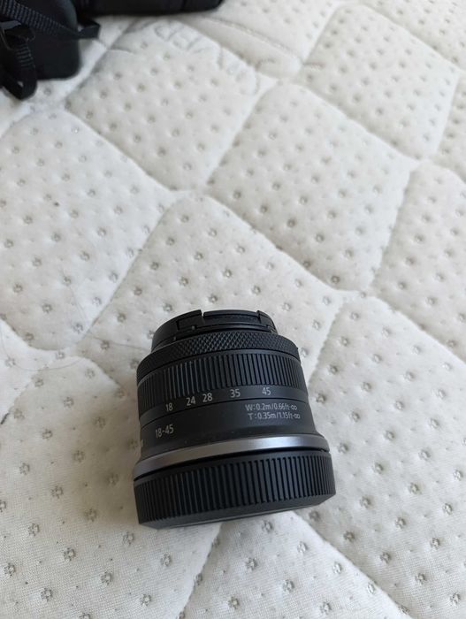 фотоапарат Canon EOS R50