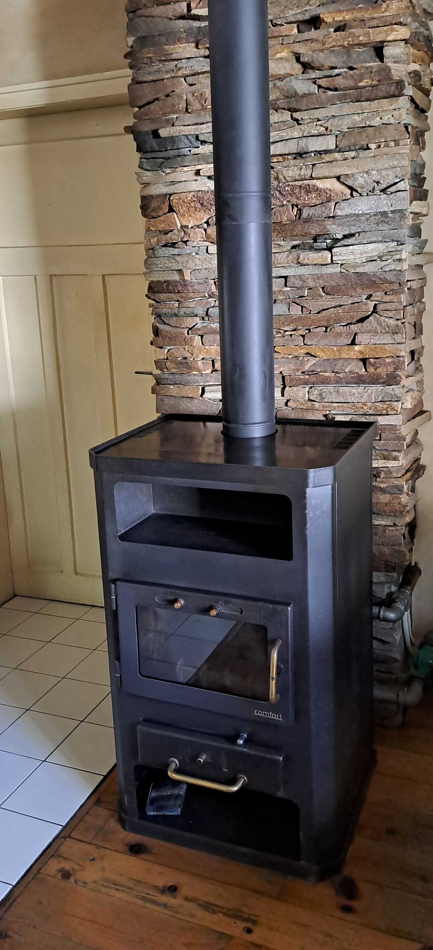 Продавам камина Comfort, 7 кв.