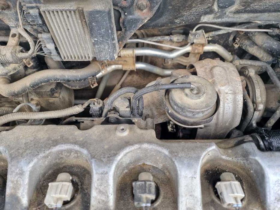Dezmembrez  auto Toyota Rav 4 2.2 diesel 100 KW 136 CP an 2007 2008