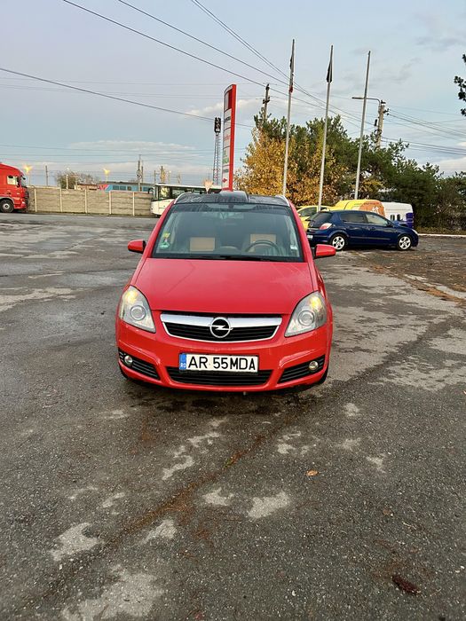 Opel Zafira B 1.9 CDTI 150 cp