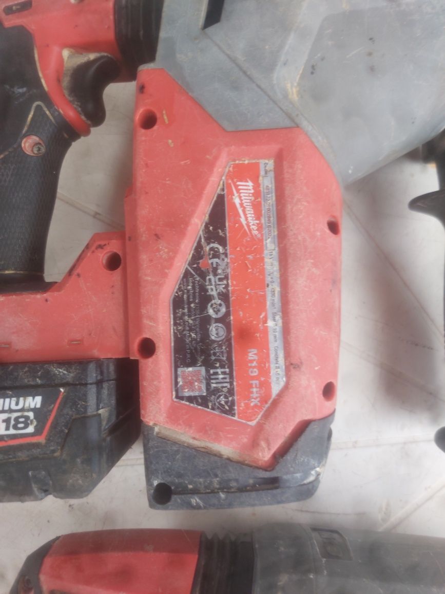 Milwaukee M18 FHX-  Акумулаторни перфоратори