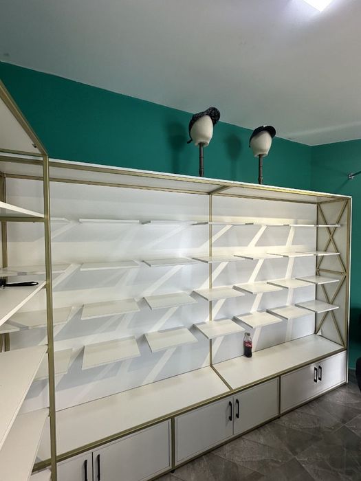 Срочно срочно продам полки