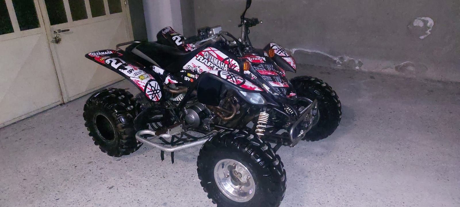 Yamaha Raptor 660