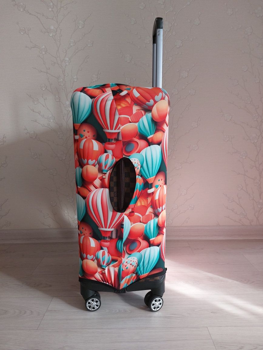 Продам чемодан б/у в отличном состоянии,размер 65 х 45 х 30