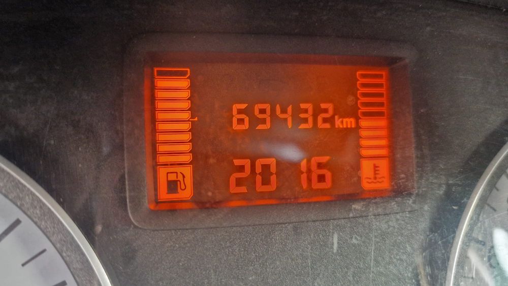 Dacia Logan 1.4mpi, al 2-lea proprietar