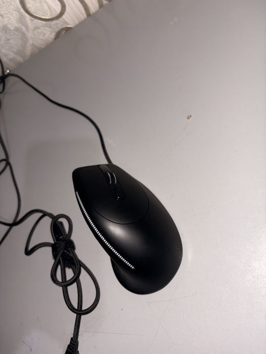 вертикальный мышь, пользовался наверно 10 минут