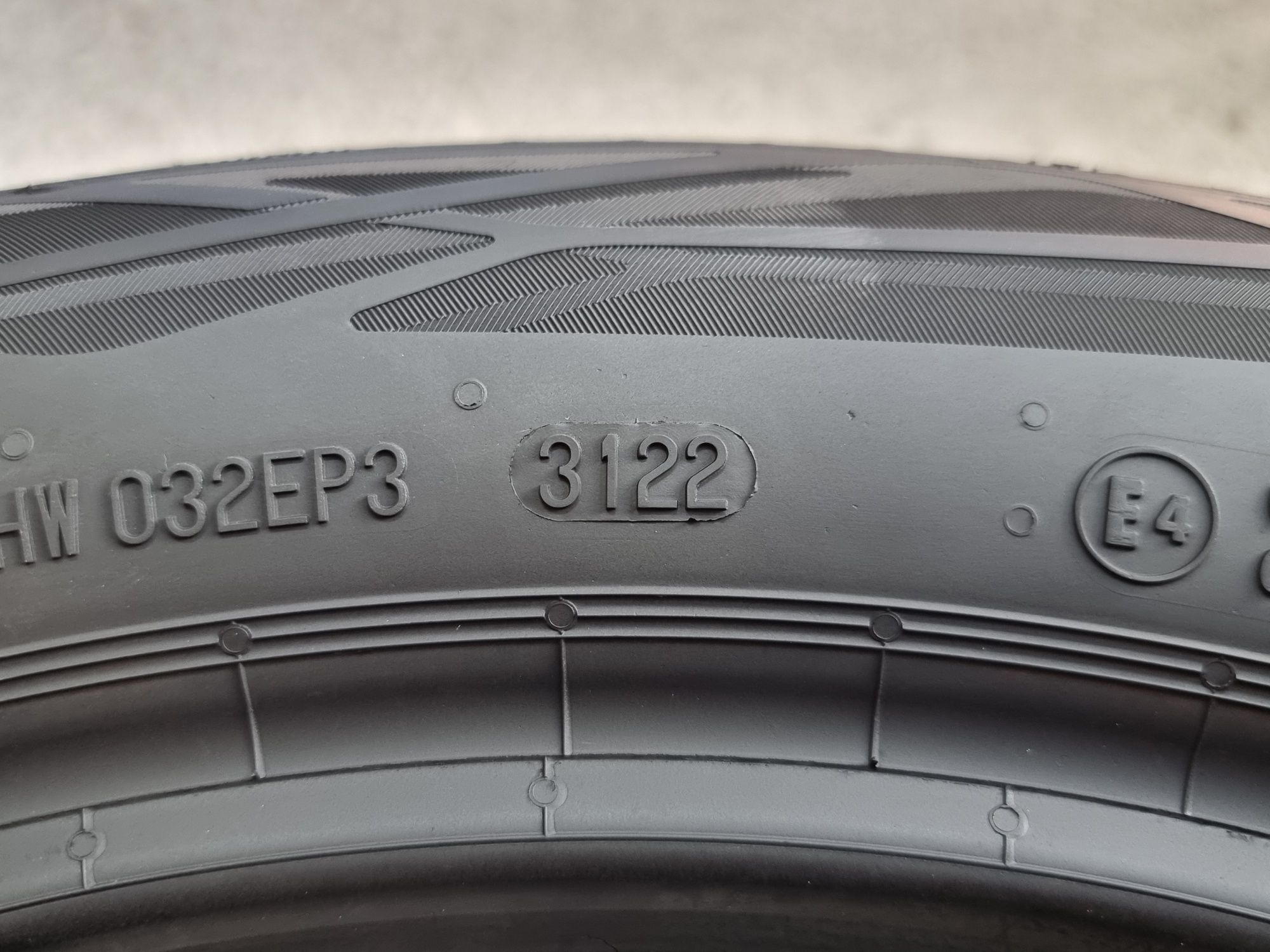 "Dot 22-23" 215/50/17 Continental 4Броя: 370лв 6мм