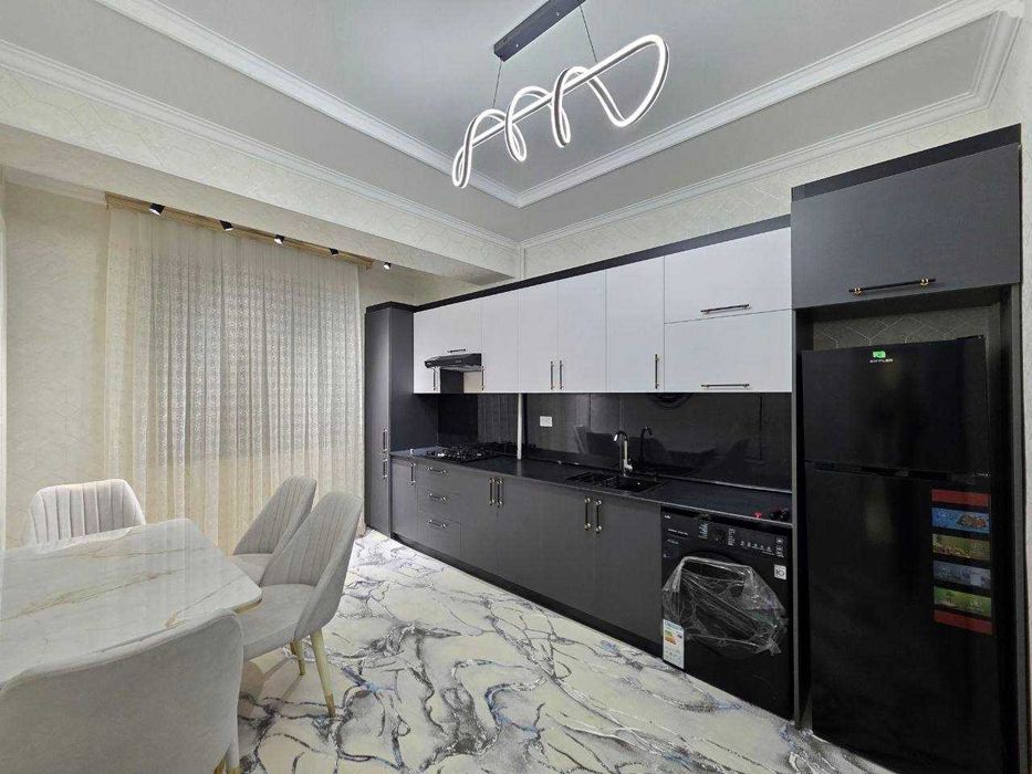 3х комнатная квартира на 2 этаже 66кв/м, в Самарканде