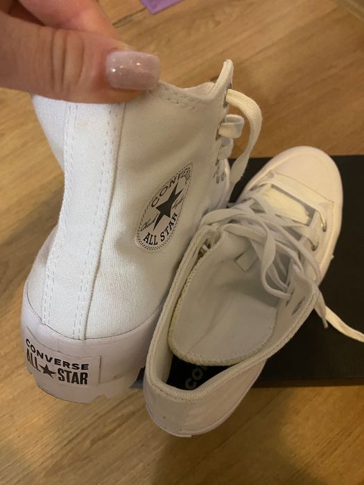 Нови кецове Converse