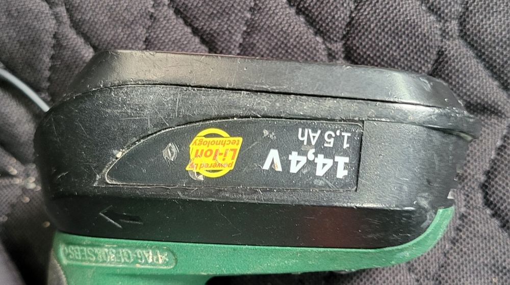 Baterie si incarcator Bosch