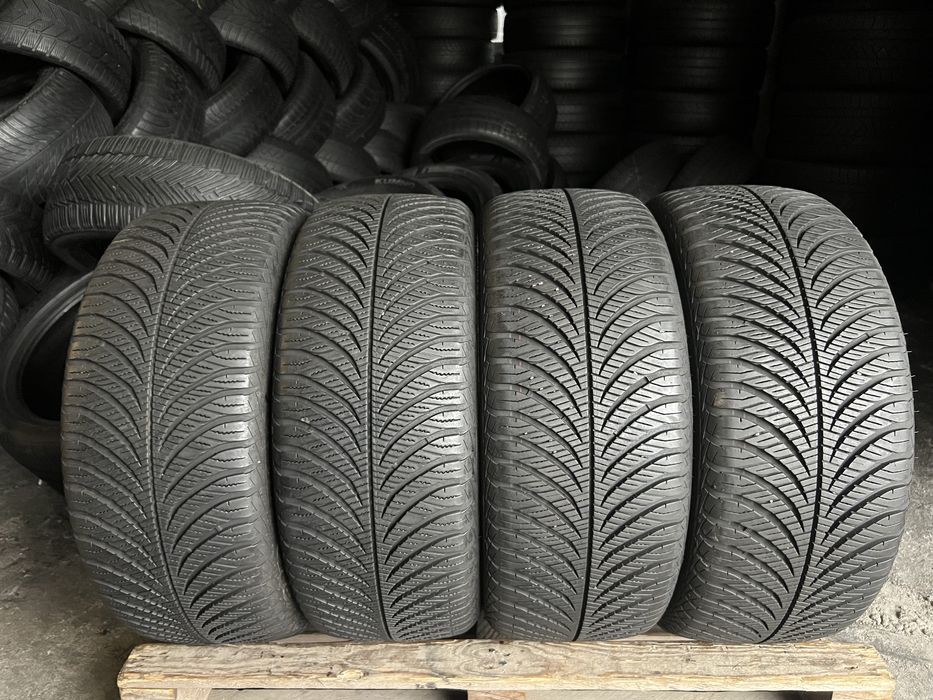 4 anvelope m+s 215/50/17 Goodyear 7.3-7.8 mm!