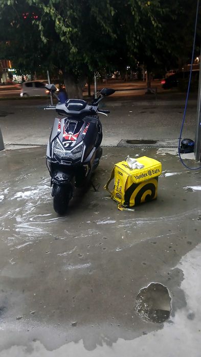 125 kubali skuter srochna sotiladi