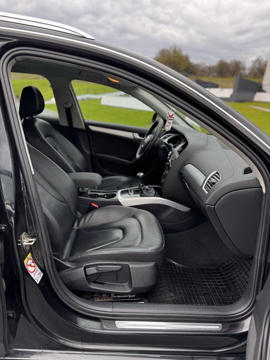 Audi a4 b8 - S line - Full led - Piele - Jante r19 - impecabil