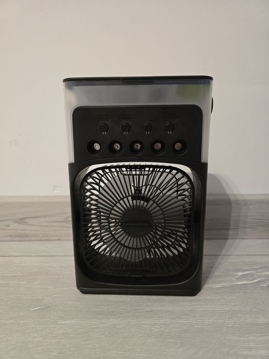 Vand ventilator cu gheață