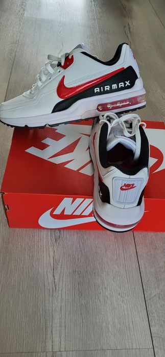 Papuci Nike noi în cutie