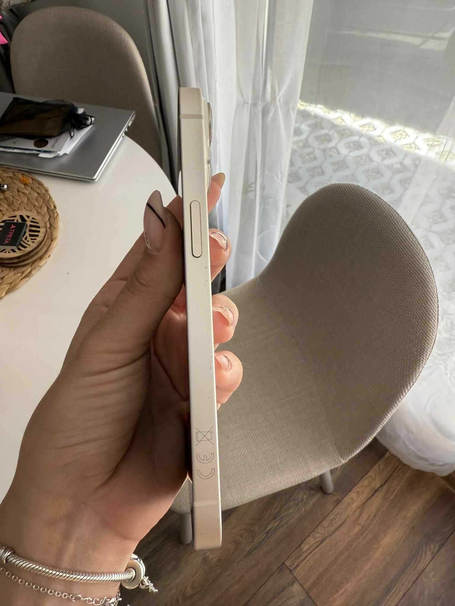 Продавам Iphone 14 128гб в ПЕРФЕКТНО СЪСТОЯНИЕ