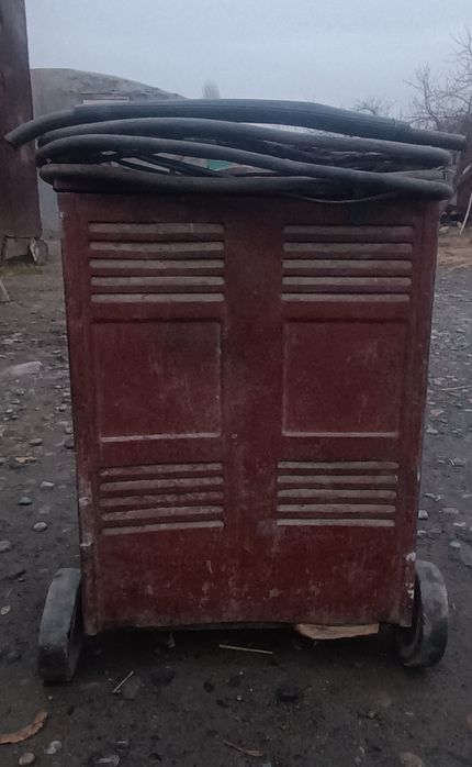 Svarka aparat sotiladi