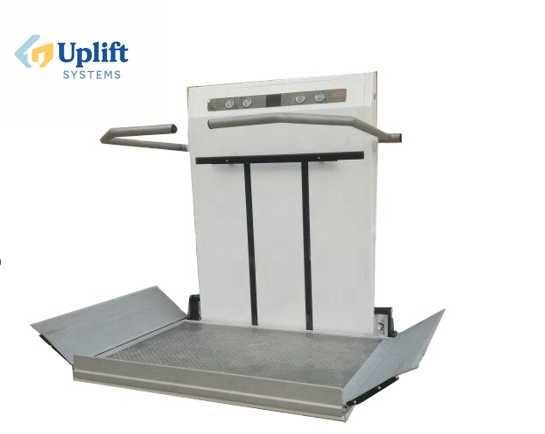 Инвалидный подъёмник (Наклонная безбарьерная подъёмная платформа)