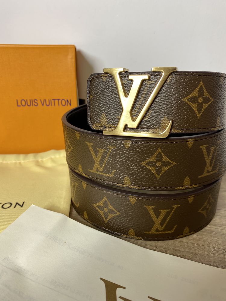 Curea Louis Vuitton piele canvas 100% cutie inclusă