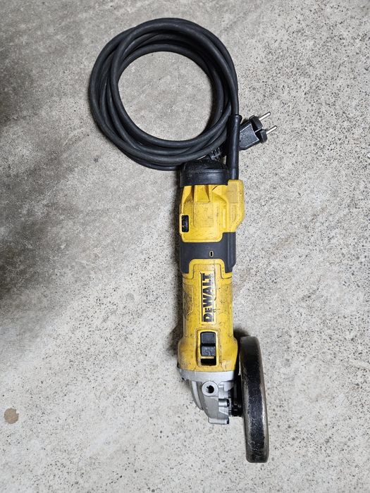 Dewalt DWE4257 125 mm