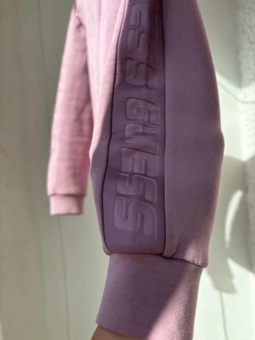 Суитшърт на Guess