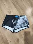 Pantaloni scurți de damă Adidas x Rita Ora mărimea S