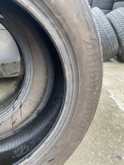 2 Cauciucuri 215/60R17  Pret 300 lei