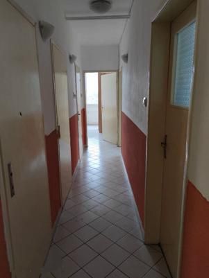 Дава се под наем Тристаен апартамент в София, Овча купел - 111 кв.м за 600 € - Снимка #2