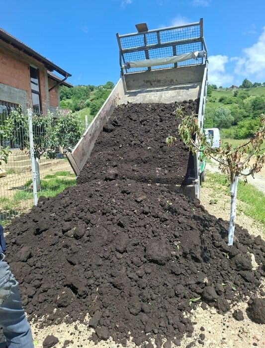 Transport materiale din balastiera