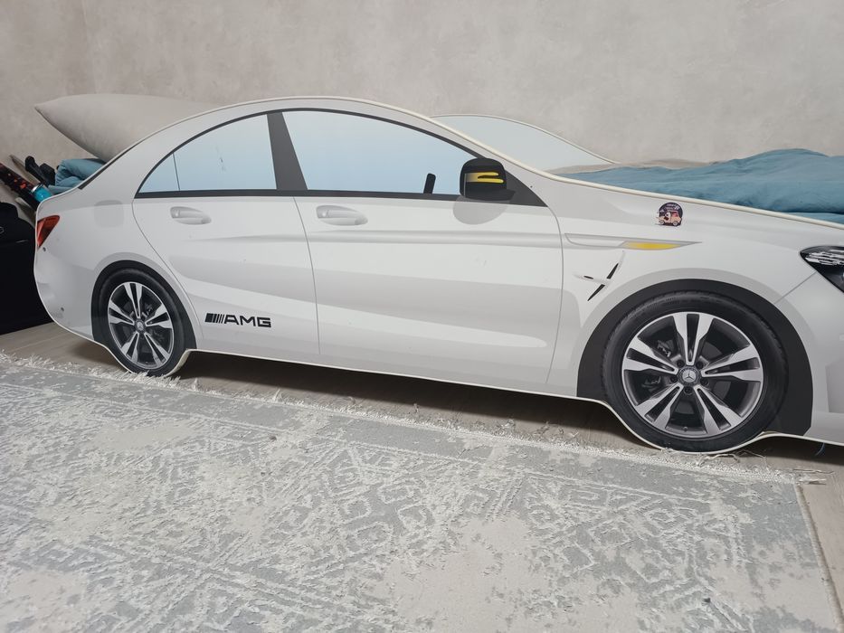 Детская кровать с матрасом