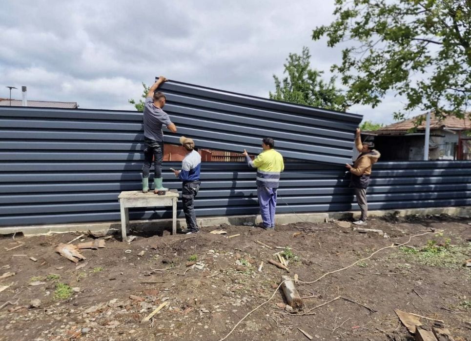 Vand garduri si porti