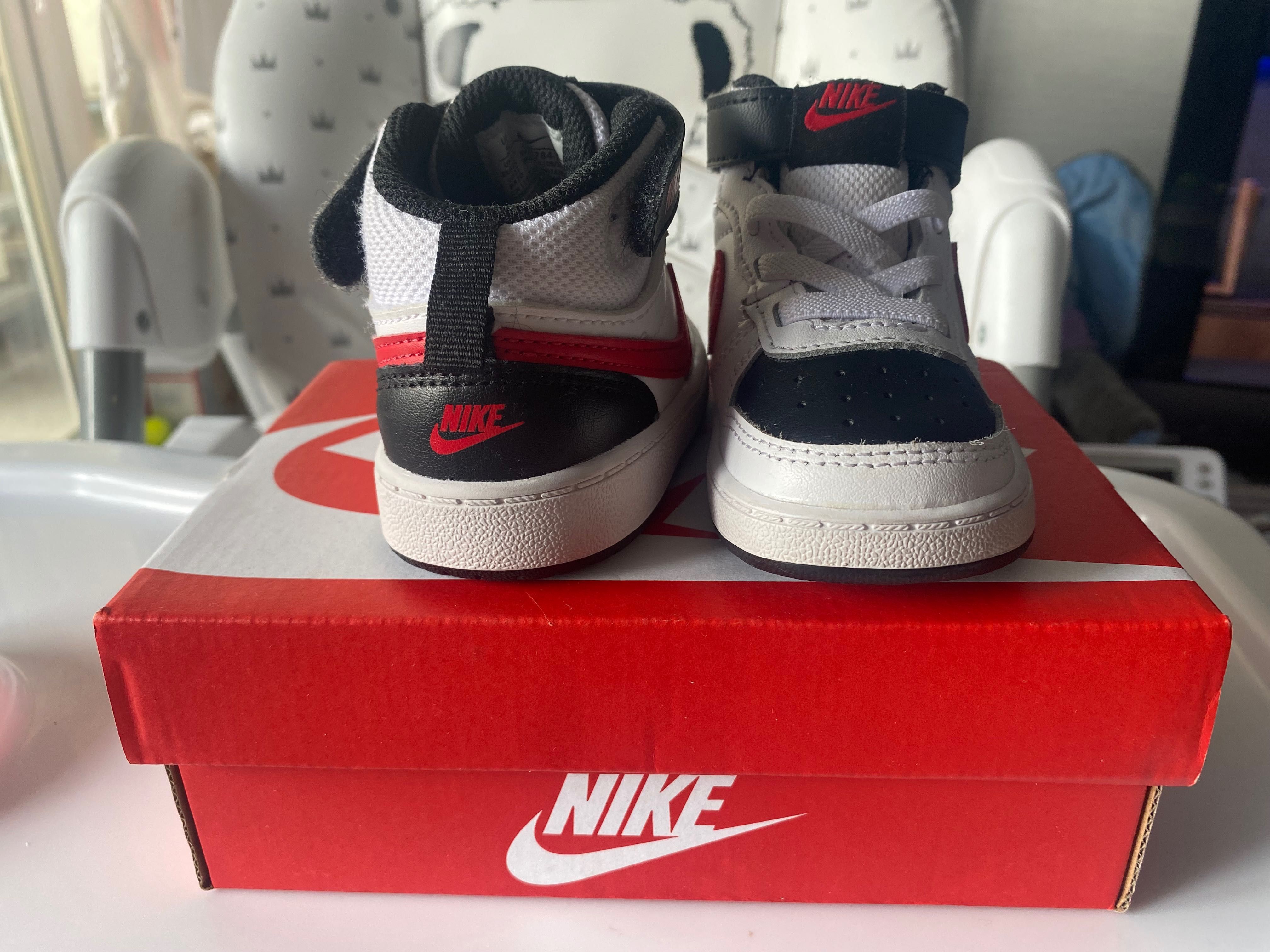 Nike baby size 21