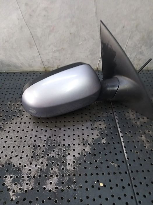 Oglinda manuala dreapta opel corsa c x01 065022r2