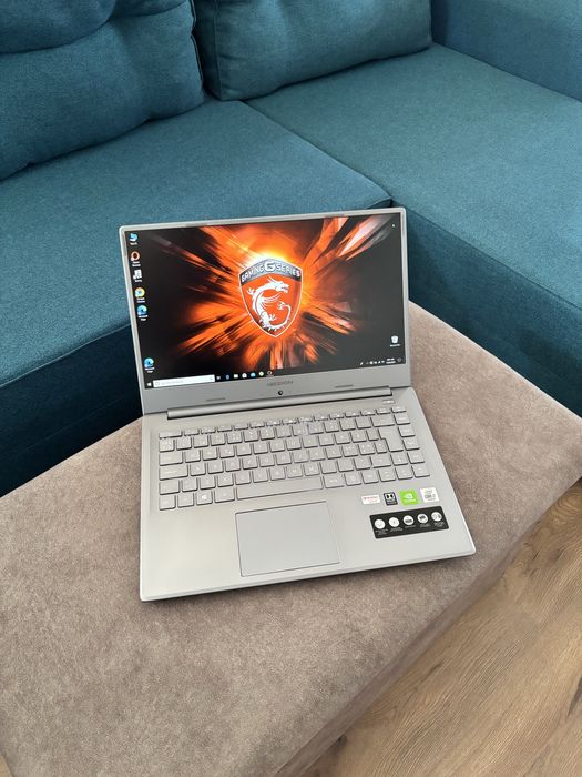 Laptop Gaming• i7-10th gen• 16gb ram DDR4• Nvidia• taste luminate
