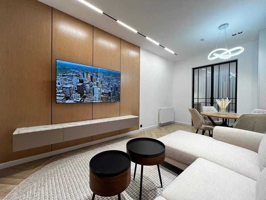 Жк Parisien Сдается новая 2 ком квартира текстильный мост!!!