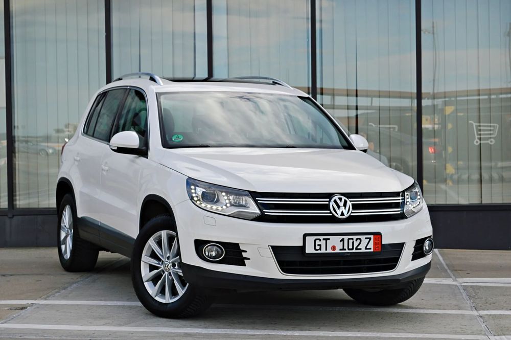 Volkswagen Tiguan VW Tiguan 2.0 Tdi Highline DSG/4x4/Xenon LED/Panoramic/Navi/Alcantara