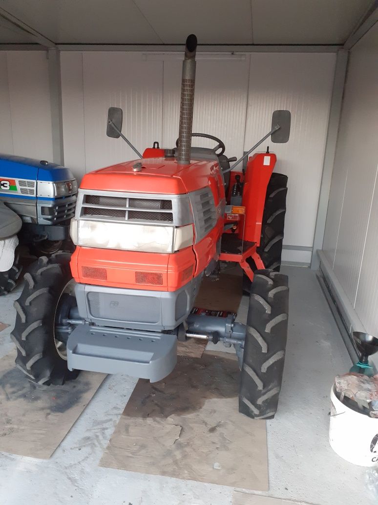 Kubota tractor japonez  43cp 4x4