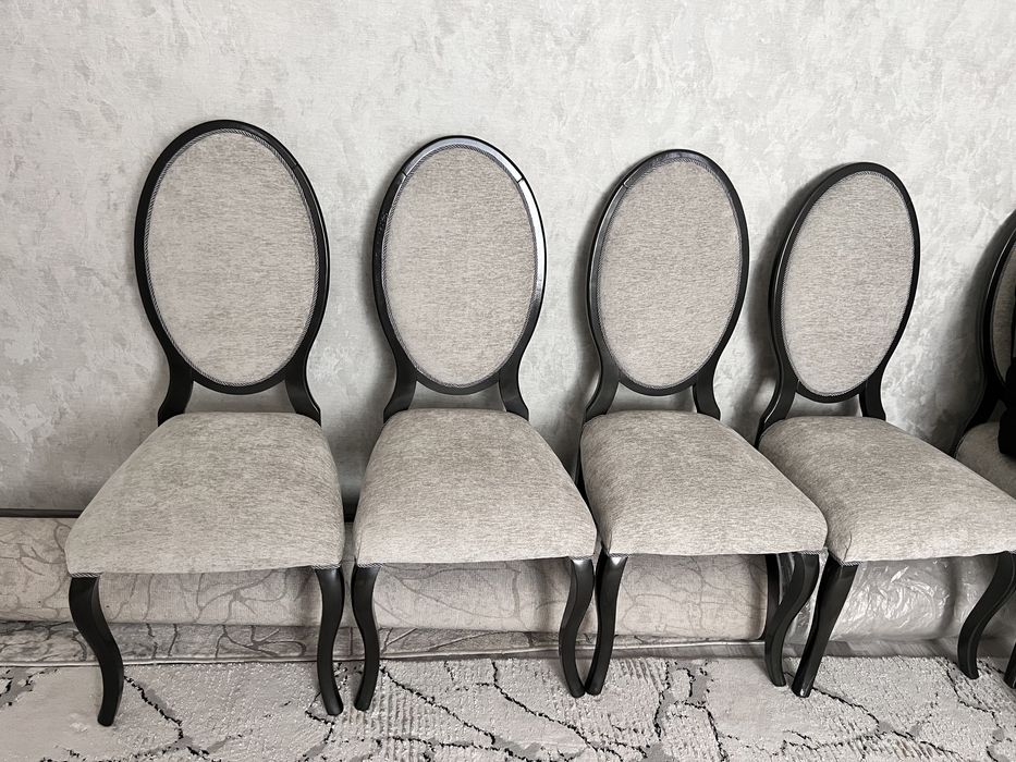 Stul sotiladi holati yangi 16 dona