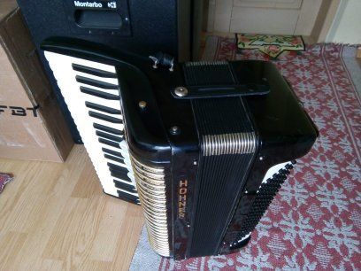 Acordeon Hohner Verdi lll N weltmeister cantus Roland cantora supita