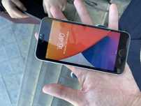 iPhone Se сатылады 50к