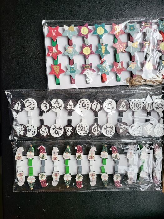 Коледен календар Комплект 24 дървени щипки за адвент календар 3 вида