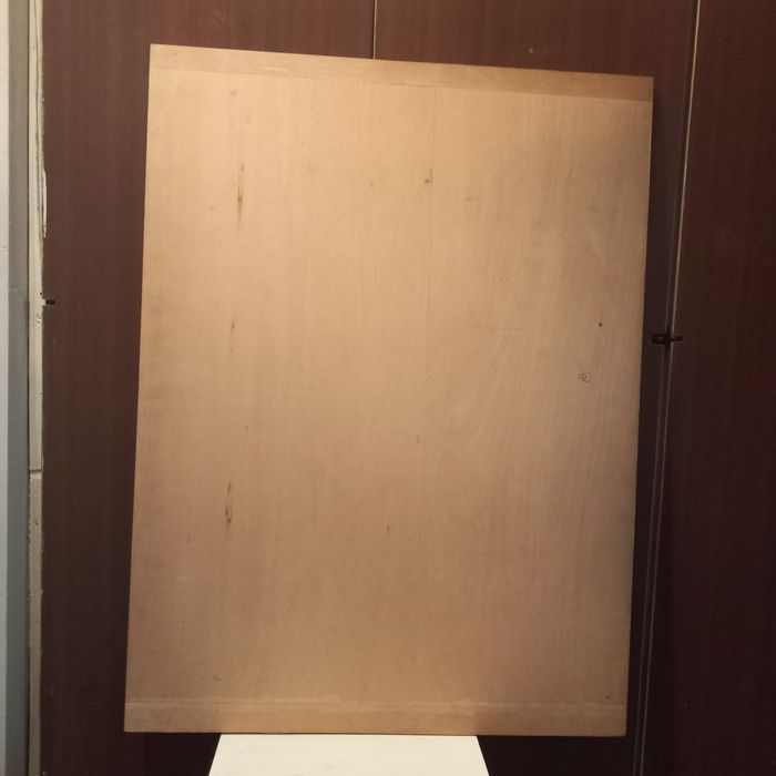 Чертёжная доска,Готовальня, ватман, миллиметровка.