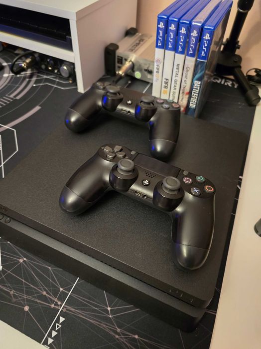 PlayStation 4 PS4 Slim 1TB + Jocuri + Accesorii - Pachet complet