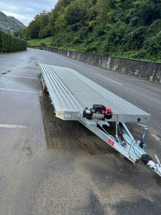 Remorca auto de inchiriat 8,5 m si troliu electric