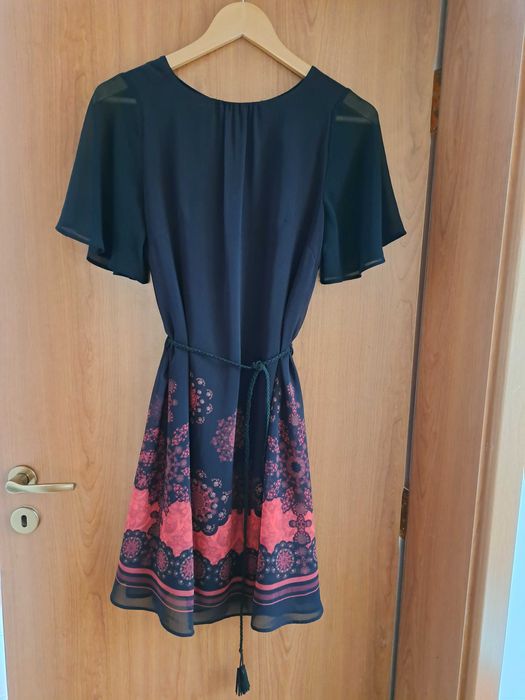 Desigual - нежна рокля xs