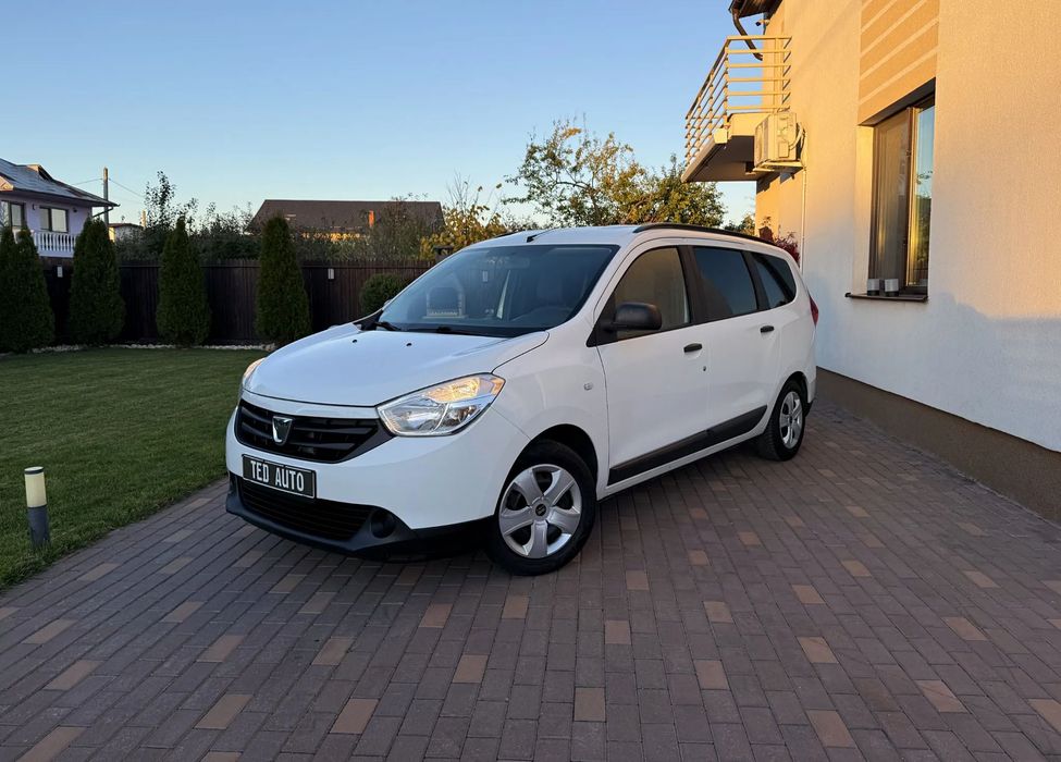 Dacia Lodgy 1.6Mpi 8 valve Benzina + GPL / 7 locuri / AC / Navi / RATE