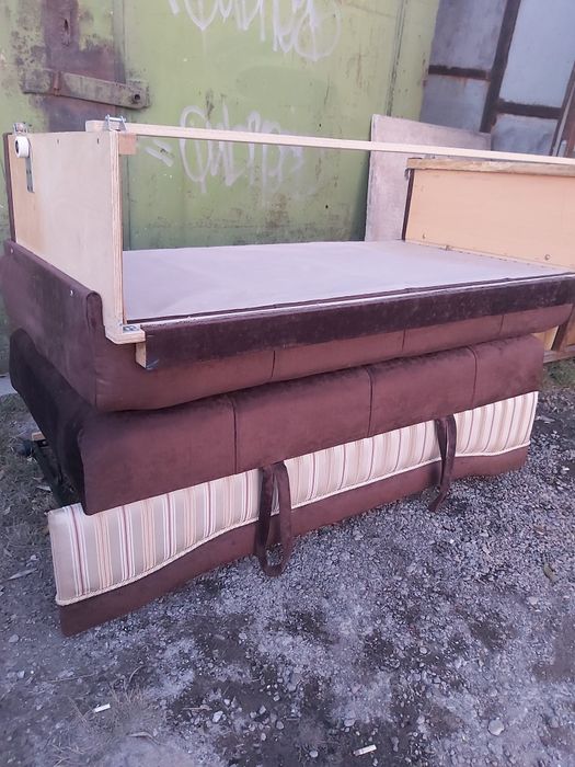 Продам диван с креслом