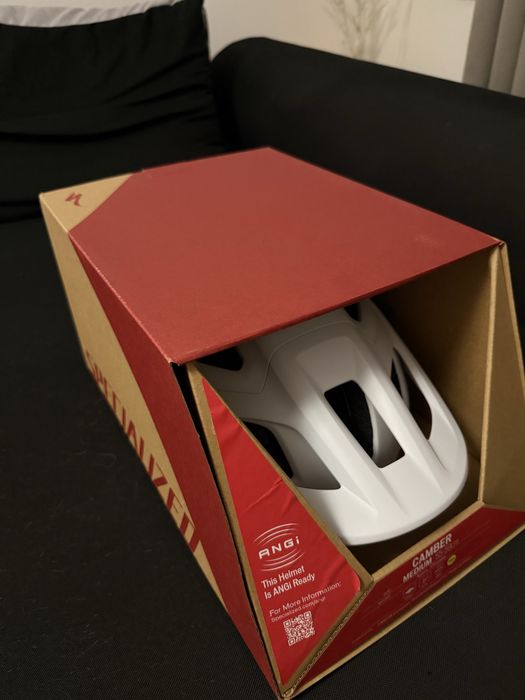 Casca bicicleta Specialized Camber mărime M alba Mips