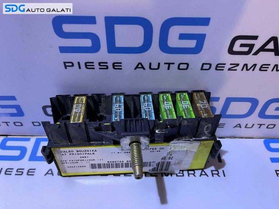 Panou Tablou Relee Sigurante Peugeot 307 2002 - 2008 Cod 9636079380