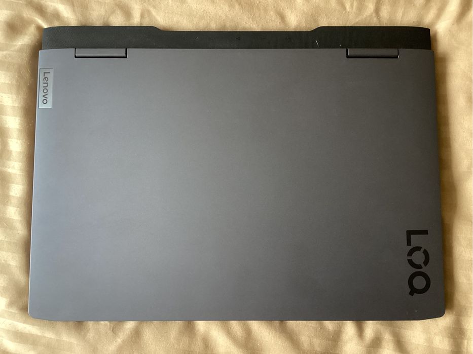 Лаптоп Lenovo LOQ 15IRH8